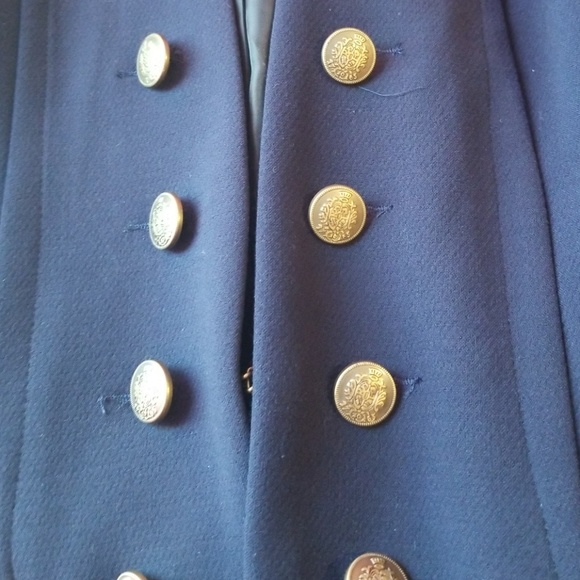 Blazer - Picture 3 of 3
